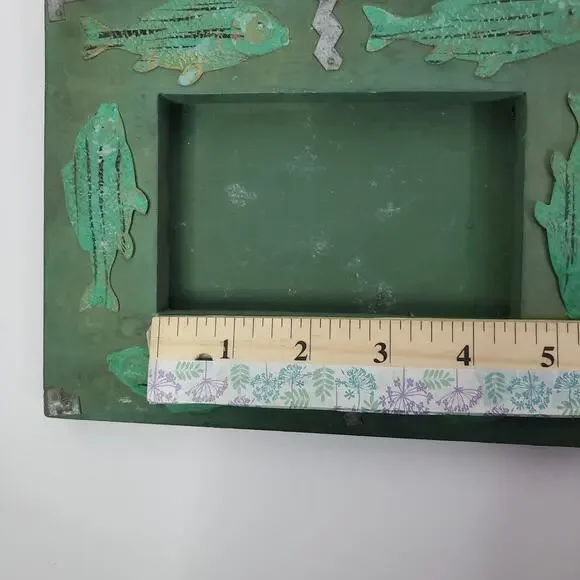 Green Wood Picture Frame With Metal Fish Accents 3" x 4.5" Photo Opening - Picture 8 of 9